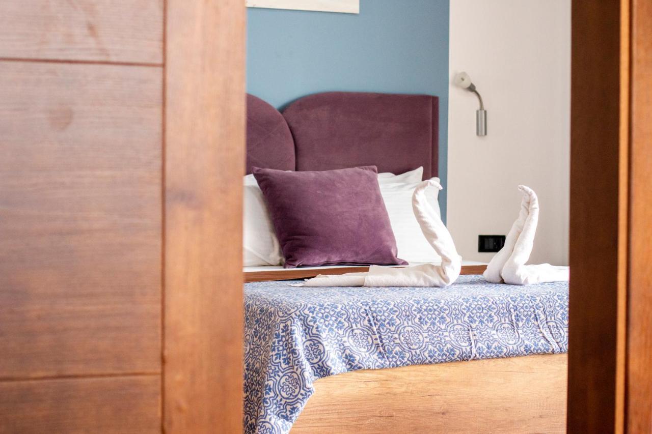 Hotel Lajka Luxury Ulcinj Esterno foto