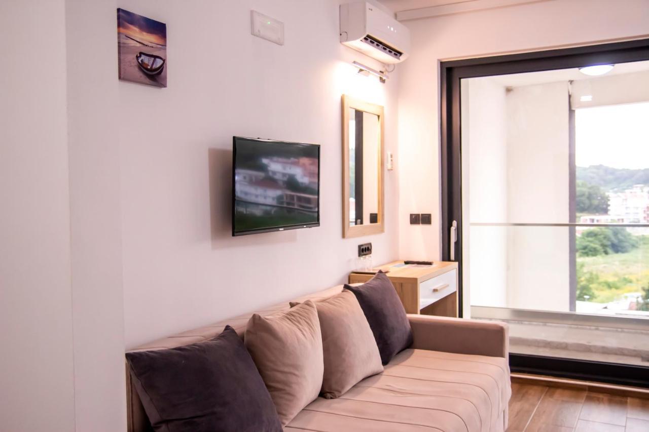 Hotel Lajka Luxury Ulcinj Esterno foto