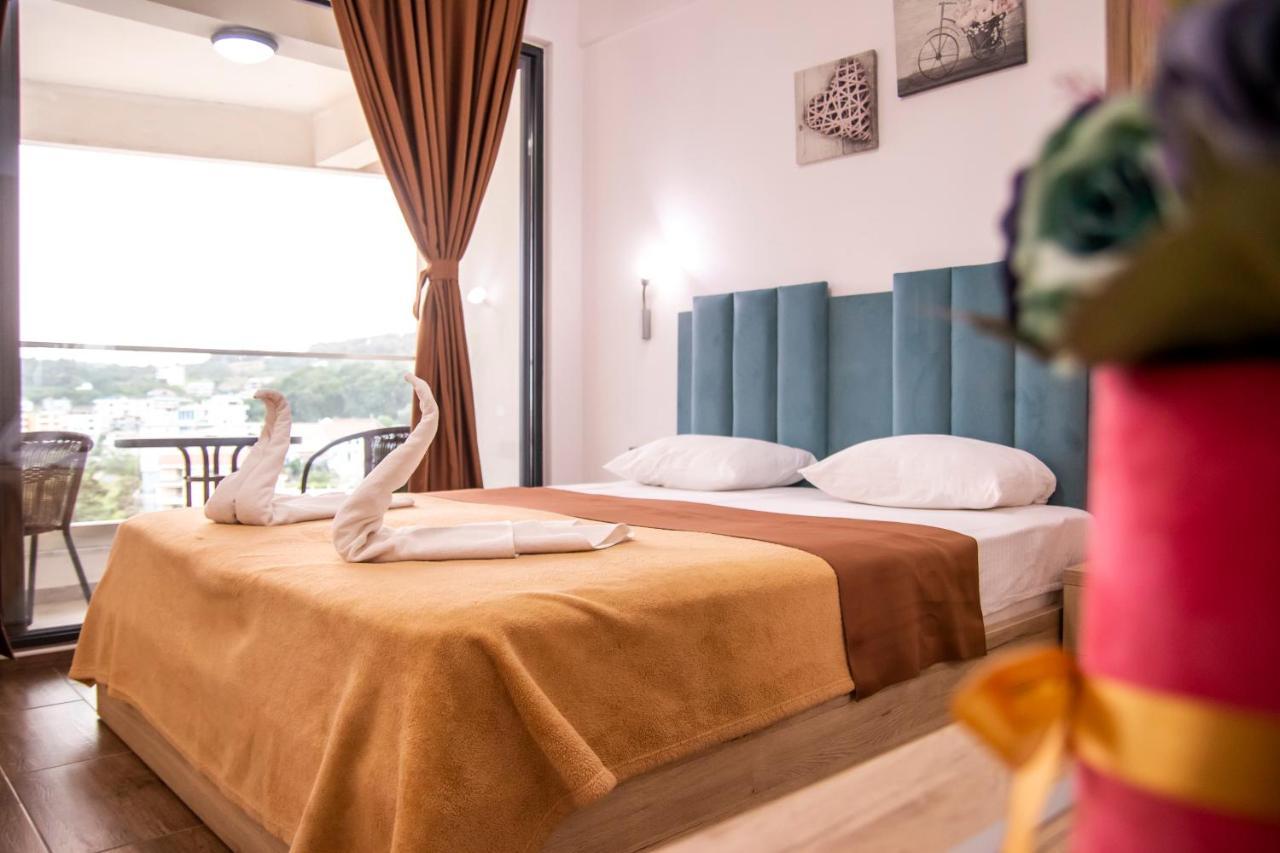 Hotel Lajka Luxury Ulcinj Esterno foto