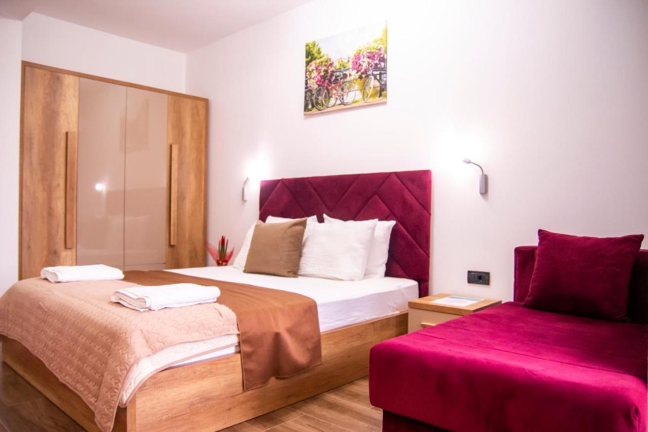 Hotel Lajka Luxury Ulcinj Esterno foto
