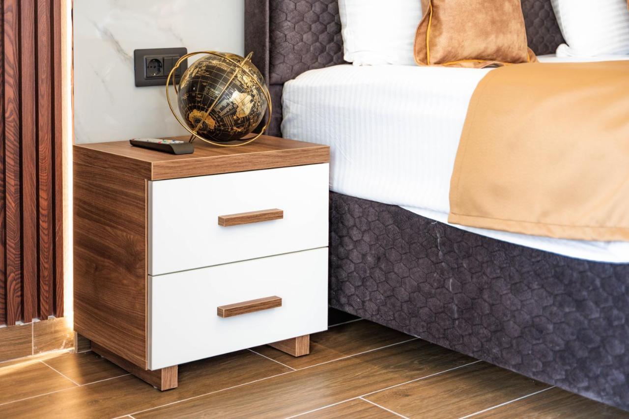 Hotel Lajka Luxury Ulcinj Esterno foto