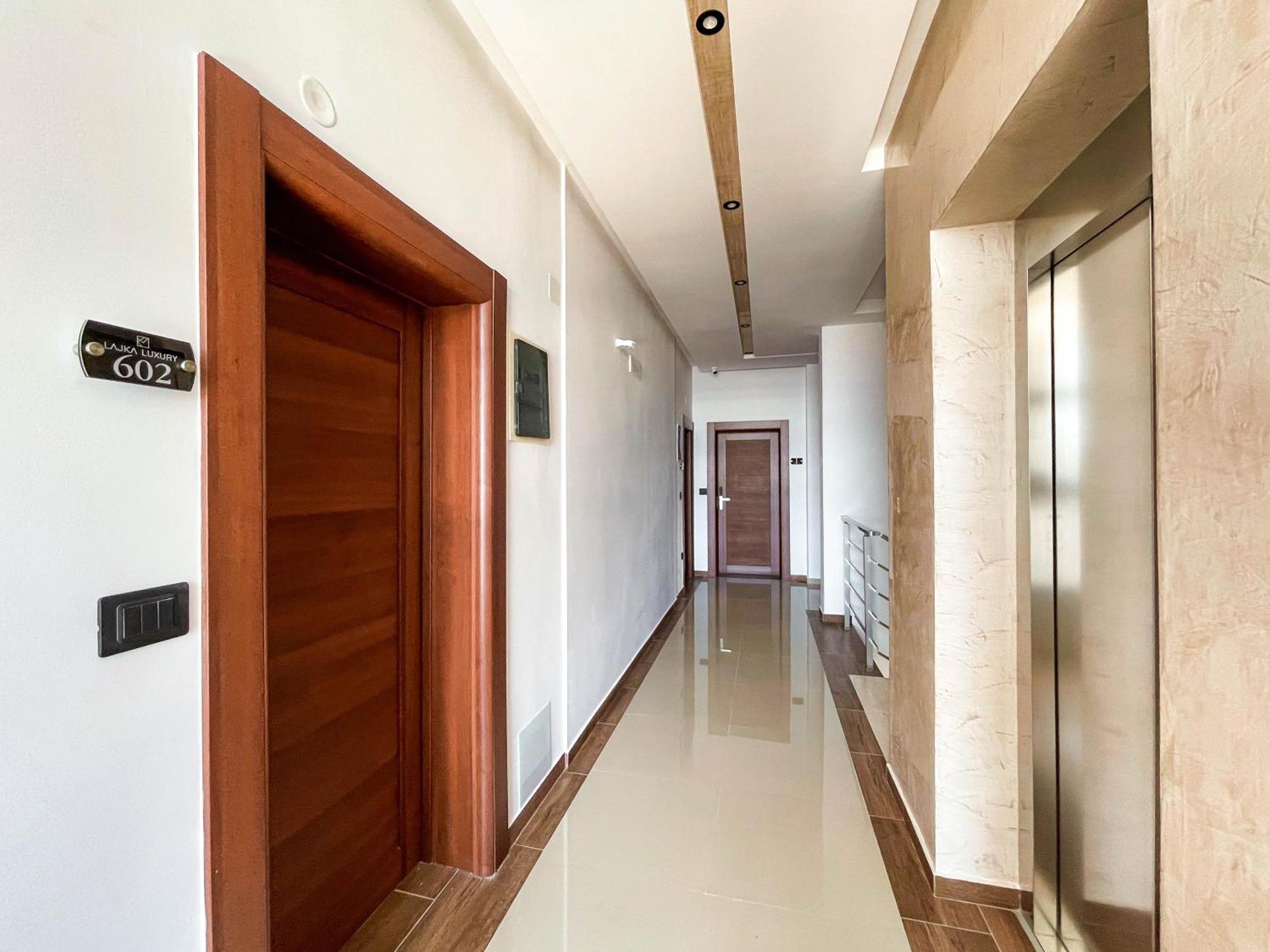Hotel Lajka Luxury Ulcinj Esterno foto