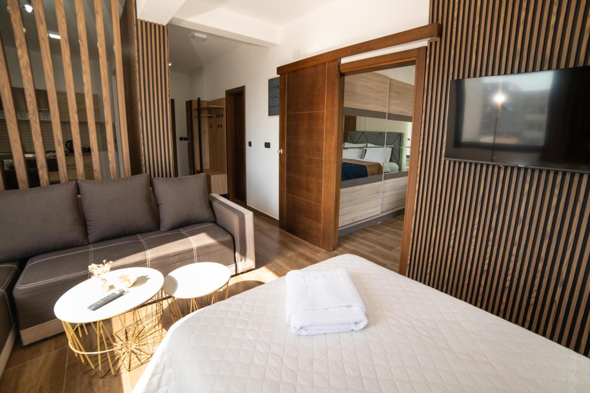Hotel Lajka Luxury Ulcinj Esterno foto